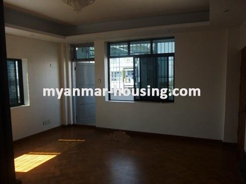 Myanmar real estate - for rent property - No.2733 - Well renovation condominium for rent in Lanmadaw ! - View of the living room.