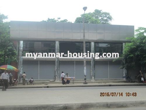 Myanmar real estate - for rent property - No.2980 - Spacious Space For Rent on Pyay Road for your Business! - View of the building