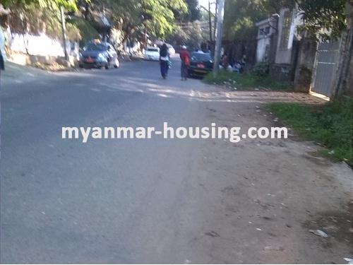 Myanmar real estate - for sale property - No.2545 - View is very good so available for business! - View of the street.