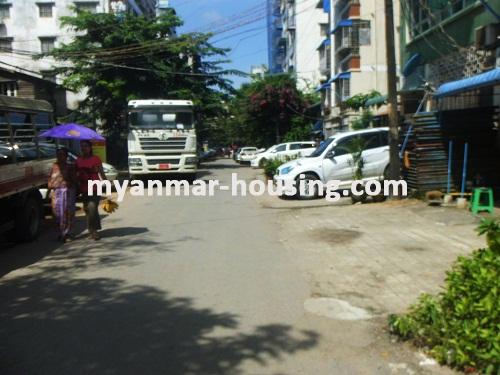 Myanmar real estate - for sale property - No.2892 - Apartment for sale with attic ! - View of the street