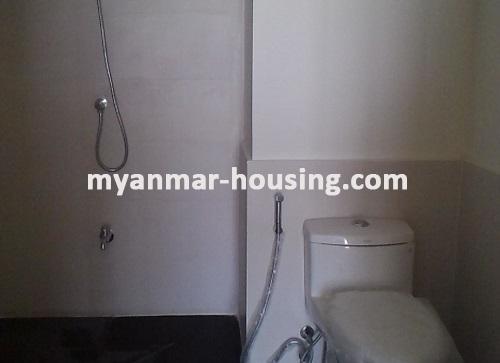 Myanmar real estate - for sale property - No.2963 - Brand New (without decoration) 2 bed room condo in star city  2室2厅2卫　（新房・未装修） Star City - 1 of washrooms