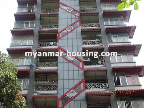 ミャンマー不動産 - 賃貸物件 - No.1144 - Well-decorated condo for rent with suitable price! - Close view of the building.