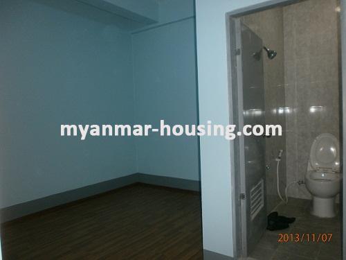 Myanmar real estate - for rent property - No.1594 - Nice condo for rent in Dagon! - View of the master bed room