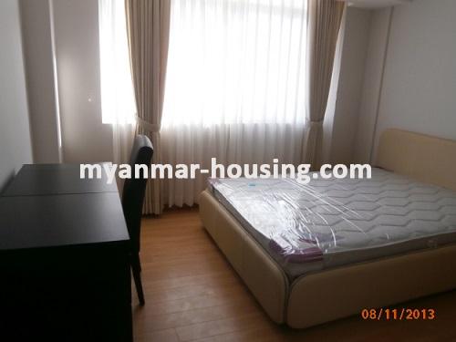 ミャンマー不動産 - 賃貸物件 - No.1602 - A nice condo with good view to rent  in Thanlyin . - View of the bed room.