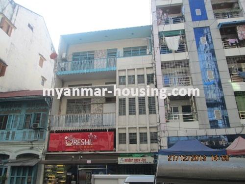 ミャンマー不動産 - 賃貸物件 - No.1783 - Condo for rent in lamadaw! - View of the building.