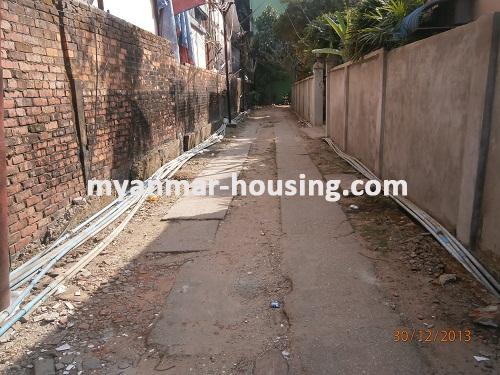 Myanmar real estate - for rent property - No.1789 - Condo near cinema in Dagon! - View of the own street.