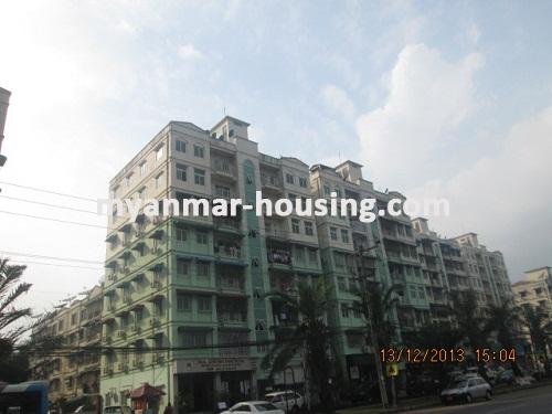 ミャンマー不動産 - 賃貸物件 - No.1979 - An apartment in Shwe Kabar housing! - Front view of the building.