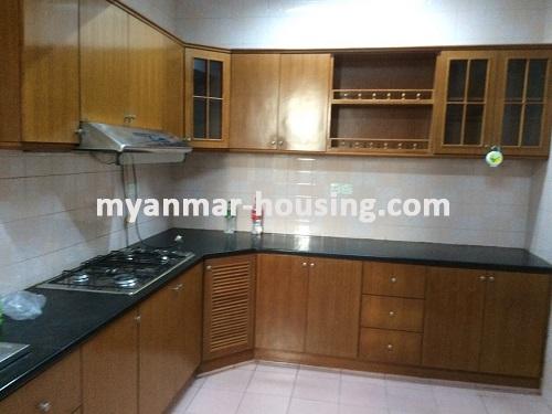 ミャンマー不動産 - 賃貸物件 - No.2001 - Good Condominium for rent in Pearl Condo - View of Kitchen room