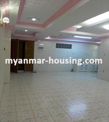 Myanmar real estate - for rent property - No.2270 - A good room for rent in Shwe Htan Tapin Condo has available now! - 