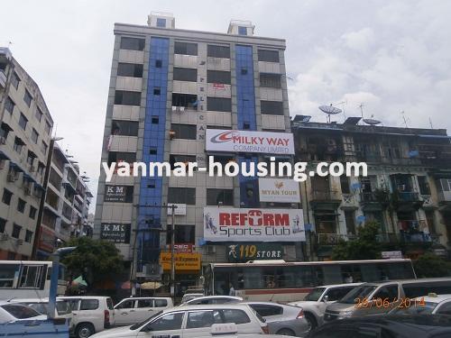 ミャンマー不動産 - 賃貸物件 - No.2293 - Condo for rent in Kyaukdadar available! - View of the building.