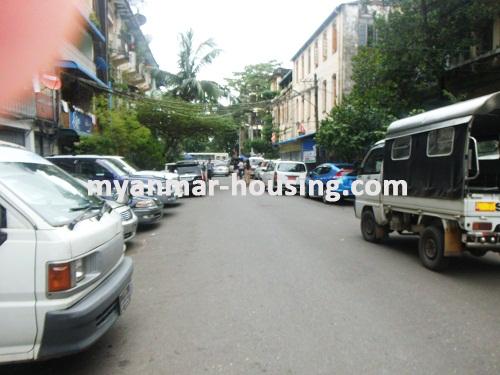 Myanmar real estate - for rent property - No.2472 - An apartment for expats available in Pazundaung! - View of the street.