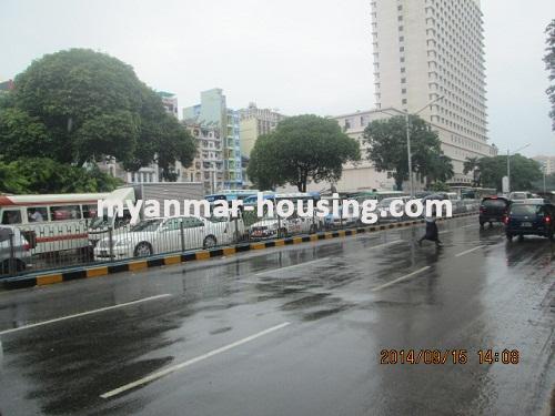 Myanmar real estate - for rent property - No.2557 - There is one room available in city center! - View of the road.