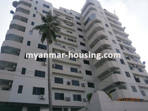 ミャンマー不動産 - 賃貸物件 - No.2796 - Nice Condo for rent which is Inya lake View - Kamaryut Township! - View of the Building