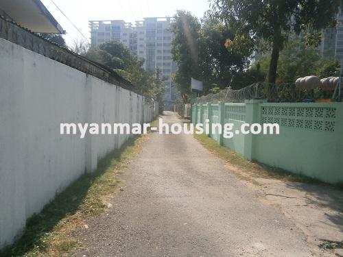 Myanmar real estate - for rent property - No.2814 - A suitable place to live for big family in Hlaing! - the view of the road