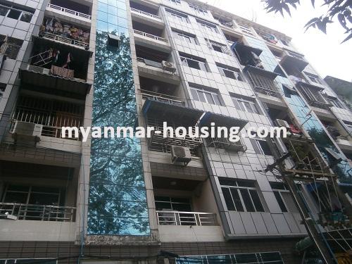 ミャンマー不動産 - 賃貸物件 - No.2883 - Ground Floor for rent with 2 Bed Rooms- Botahtaung Township - View of the building