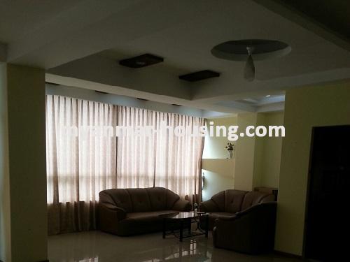 ミャンマー不動産 - 賃貸物件 - No.2950 - One of the Best Room located in the center of Yangon! - View of the living room.