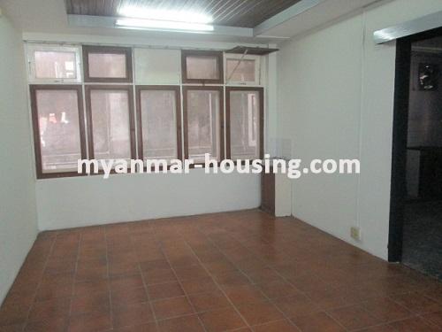 Myanmar real estate - for rent property - No.3088 - There is a landed house in a good place. - 