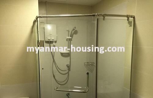 缅甸房地产 - 出租物件 - No.3424 - Luxurus Condo room for rent in Star City Condo. - View of Bathroom