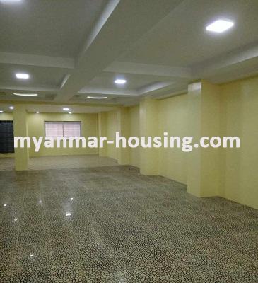 ミャンマー不動産 - 賃貸物件 - No.3537 - A Ground floor for rent in Botahtaung Township. - View of the Living room