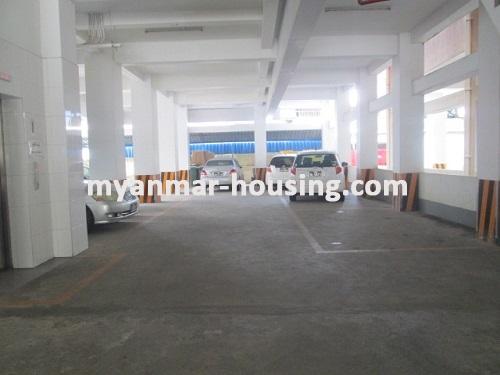 ミャンマー不動産 - 賃貸物件 - No.3568 - Excellent Condo room for rent in Hlaing Township.  - View of car parking