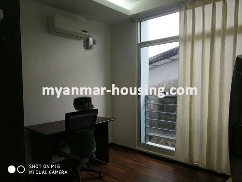 ミャンマー不動産 - 賃貸物件 - No.3593 - A Condo room for rent in Royal Thazin Condo. - View of the Bed room