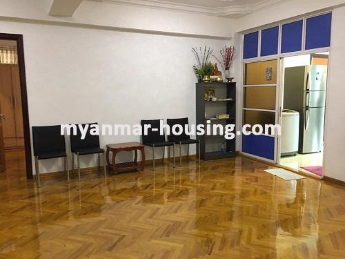 ミャンマー不動産 - 賃貸物件 - No.3615 - A good room for rent in YawMinGyi Condo in Dagon Township. - View of the living room