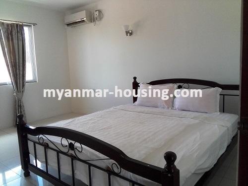 ミャンマー不動産 - 賃貸物件 - No.3668 - Condominium room for rent in Kamaryut Township - View of the Bed room