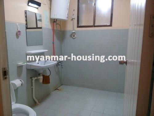 ミャンマー不動産 - 賃貸物件 - No.3766 - Wide space condo room for rent in Balazon Condo. - View of bathroom 