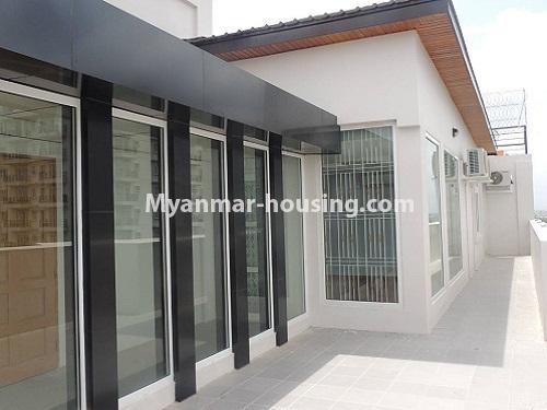 ミャンマー不動産 - 賃貸物件 - No.3833 - A Condo room for rent in Myat Sumon Condo. -  outside view