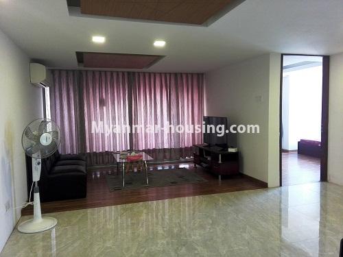 ミャンマー不動産 - 賃貸物件 - No.3881 - Good room in Done condo available now on rent. - View of the Living room