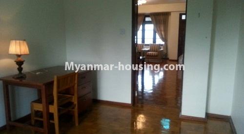 ミャンマー不動産 - 賃貸物件 - No.3907 - Wide space an apartment for rent in Bahan Township. - View of the bed room