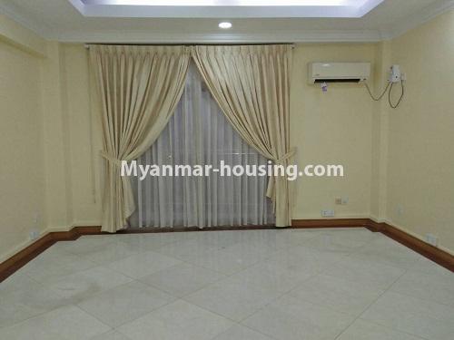 ミャンマー不動産 - 賃貸物件 - No.3909 - A Good Condo room for rent in Pazundaung Township. - View of the Bed room