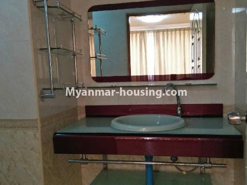 ミャンマー不動産 - 賃貸物件 - No.3909 - A Good Condo room for rent in Pazundaung Township. - View of Bath room and Toilet