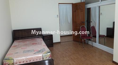 Myanmar real estate - for rent property - No.3924 - Excellent room in Moe Sandar Condo for rent is available now! - View of the bed room