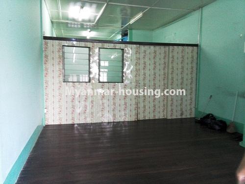 Myanmar real estate - for rent property - No.3962 - First floor apartment for rent in Lanmadaw Township. - View of the living room