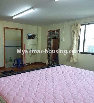 Myanmar real estate - for rent property - No.3968 - An apartment for rent in Kamaryut Township - View of the Bed room