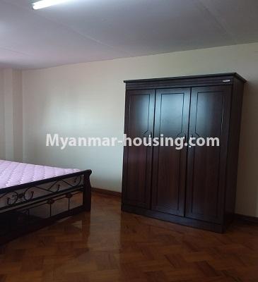 Myanmar real estate - for rent property - No.3968 - An apartment for rent in Kamaryut Township - View of the bed room