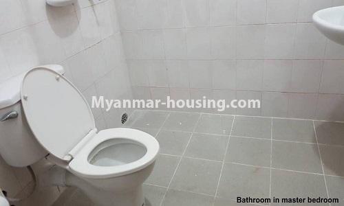 Myanmar real estate - for rent property - No.4030 - High floor condo room decorated for rent in Pearl Condo. - toilet 