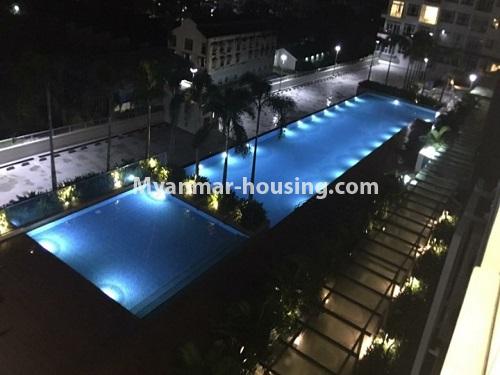 ミャンマー不動産 - 賃貸物件 - No.4031 - Swimming pool View room for rent in G.E.M.S Condo. - View of the swimming pool.