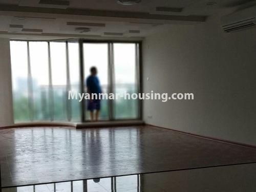 ミャンマー不動産 - 賃貸物件 - No.4052 - New condo room for rent in Bahan! - living room