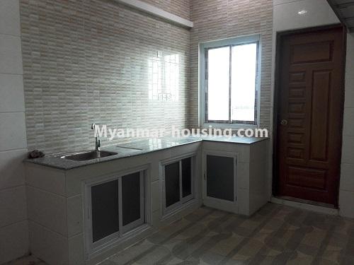 Myanmar real estate - for rent property - No.4123 - Condo room for rent in 9 mile Avenue Condo! - kitchen 