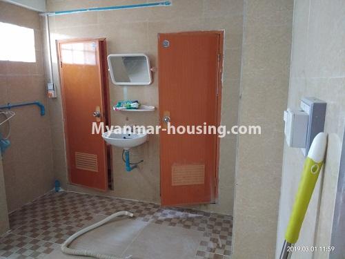 ミャンマー不動産 - 賃貸物件 - No.4300 - Mini condo room for rent in Sanchaung! - compound bathroom