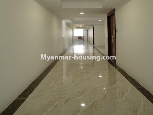 ミャンマー不動産 - 賃貸物件 - No.4329 - Royal Maugn Bamar Condo room for rent in Hlaing! - corridor