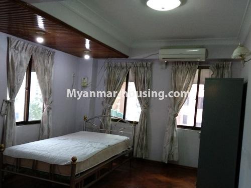 ミャンマー不動産 - 賃貸物件 - No.4635 - Furnished University Yeik Mon Condominium room for rent in Bahan! - single bedroom 1 view