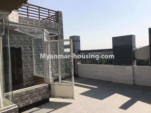 ミャンマー不動産 - 賃貸物件 - No.4671 - Duplex Penthouse with panoramic view of Yangon Cityfor rent in Sanchaung! - another terrace view