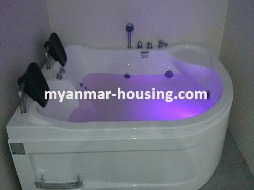 မြန်မာအိမ်ခြံမြေ - ရောင်းမည် property - No.1088 - N/A - Luxurious Bath Tub