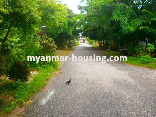 Myanmar real estate - for sale property - No.1420 - A good landed house in Thin Gann Gyun ! - view or the street