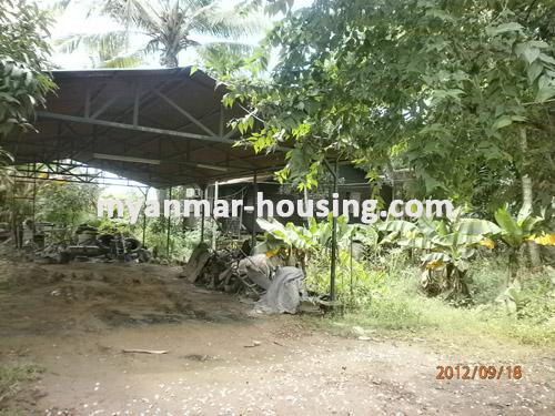 Myanmar real estate - for sale property - No.1501 - Wide Landed house to sell in Insein! - View of the garage.