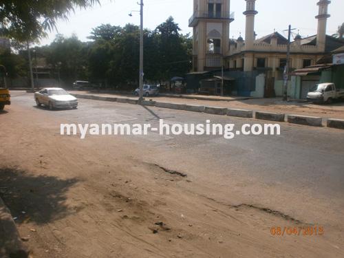 缅甸房地产 - 出售物件 - No.1816 - Landed house with hall type for sale now! - View of the road.