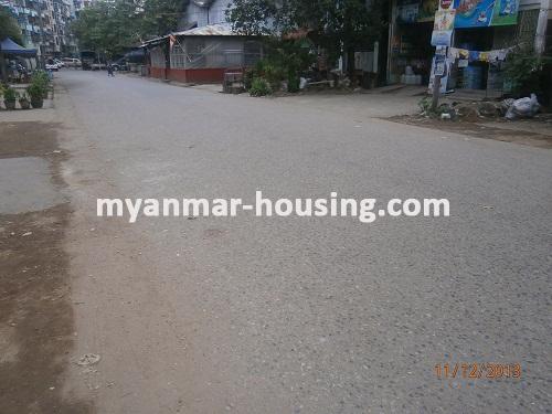 Myanmar real estate - for sale property - No.2282 - Good for business in Ahlone! - View of the street.